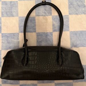 Aldo vegan leather Black Crocodile shoulder Handbag 🖤